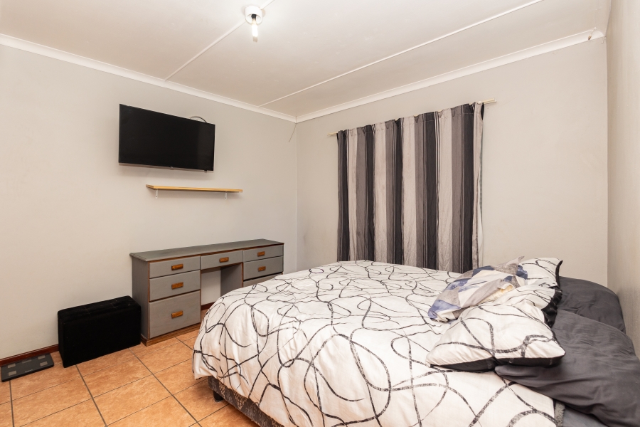 3 Bedroom Property for Sale in Somerset Park Western Cape